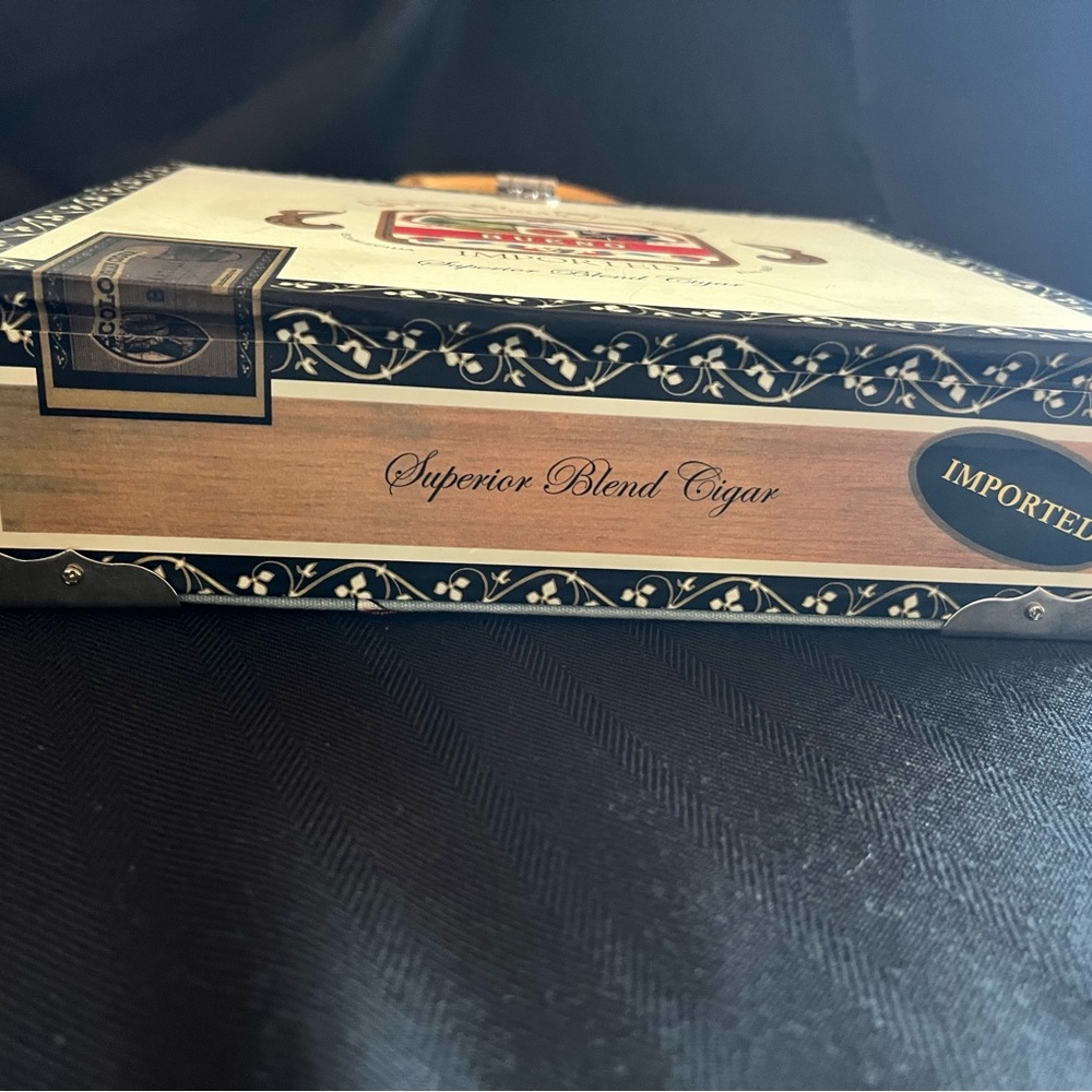 Florida Theme "cigar box" Pocketbook - Picture 7 of 9